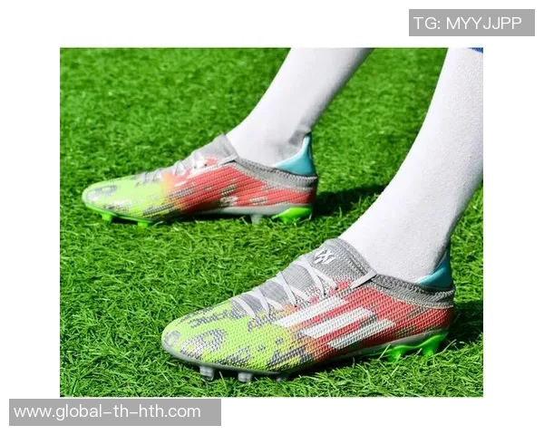 探索tf足球鞋鬼2的独特设计与卓越性能助你在球场上尽显风采